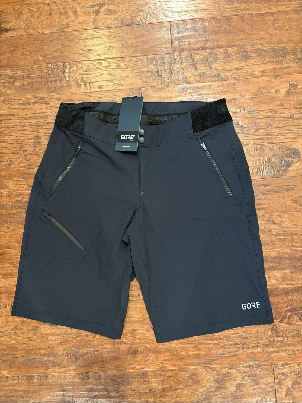 NWT Gore Wear Women’s Bike Shorts